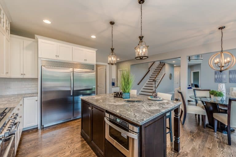 Where To Put The Microwave In A Kitchen - Design & Layout Tips