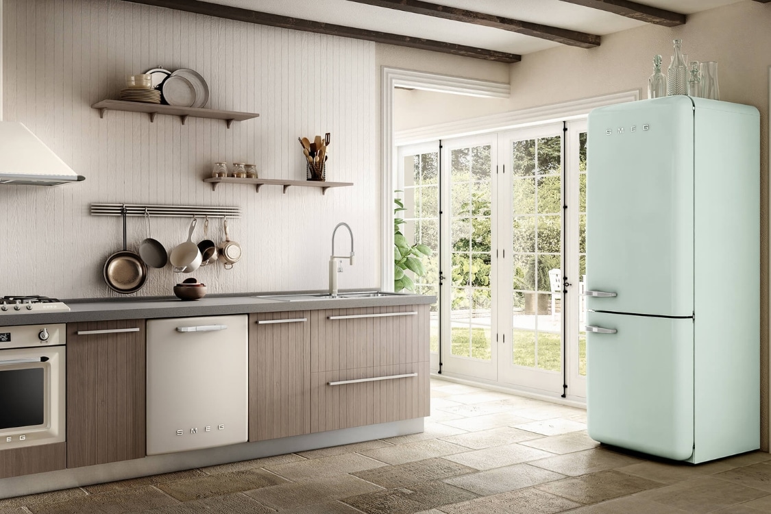 Kitschy-Kitchen-Vintage-Retro-Elements-Smeg.jpg