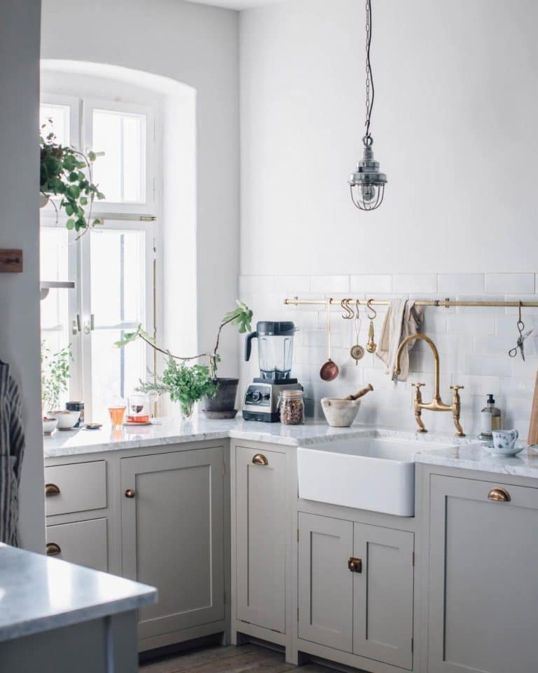 12 Design Tricks To Make A Small Kitchen Look & Feel Bigger